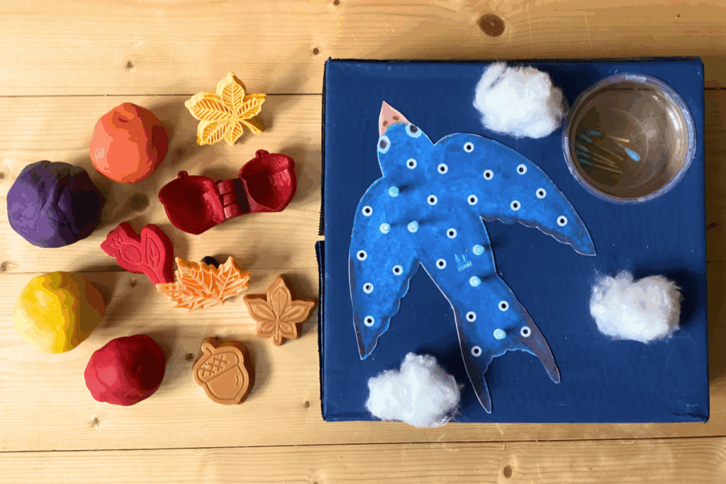 Sensory play pro děti na téma „Vlaštovky, už je čas!“